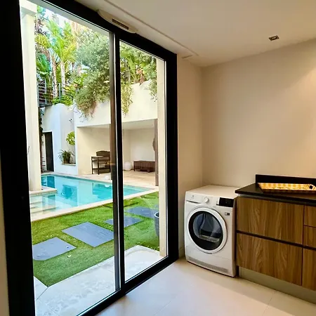 Rumah Bali Cannes