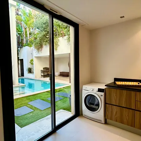 Rumah Bali Cannes
