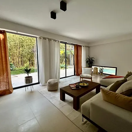 Rumah Bali 빌라 *